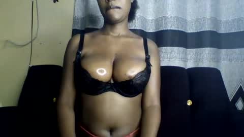Snapshot of hotpussy712899 chatting on 07-11-26, 10:29 hotpussy online show from 07-11-26, 10:29