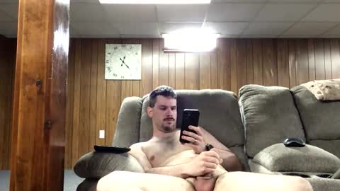 hotrod8916 online show from 05-11-26, 04:04