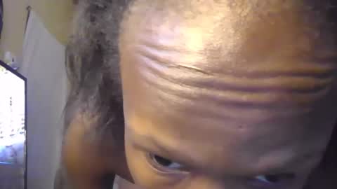 Snapshot of hotsassyqueen219667 chatting on 04-16-26, 11:22 Kichuna online show from 04-16-26, 11:22