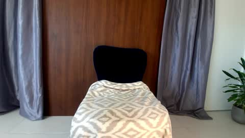 Mola online show from 04-02-26, 08:23