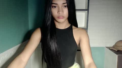 Suzete online show from 11-20-25, 02:45