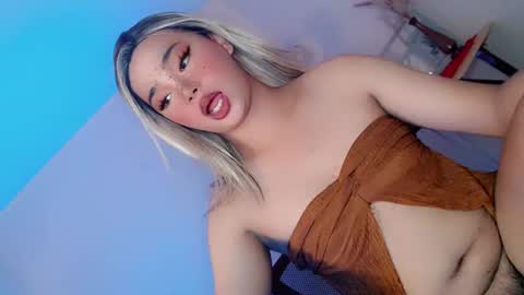 Snapshot of hotsiren101 chatting on 07-14-26, 03:44 hotsiren101 online show from 07-14-26, 03:44