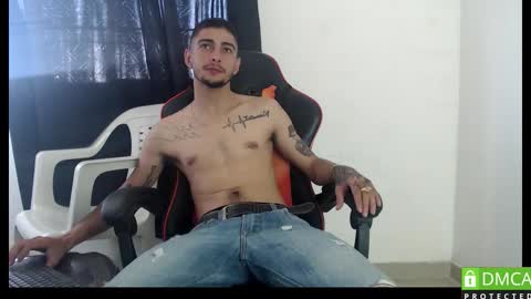 Snapshot of hotsteel420 chatting on 11-18-25, 01:37 hotsteel420 online show from 11-18-25, 01:37