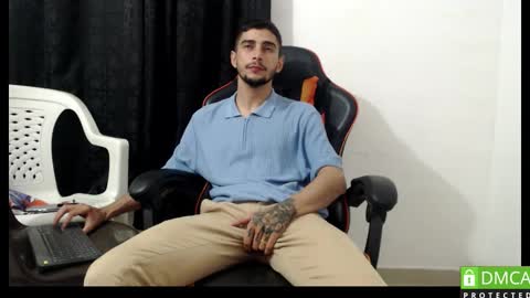 Snapshot of hotsteel420 chatting on 11-30-25, 09:57 hotsteel420 online show from 11-30-25, 09:57