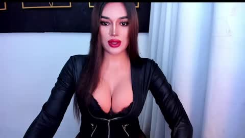 Snapshot of hotstellacumxxx chatting on 05-08-26, 04:51 STELLA online show from 05-08-26, 04:51