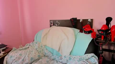 Monica online show from 01-08-25, 11:43