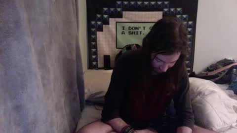 Snapshot of hott25guy chatting on 12-12-24, 01:10 hott25guy online show from 12-12-24, 01:10