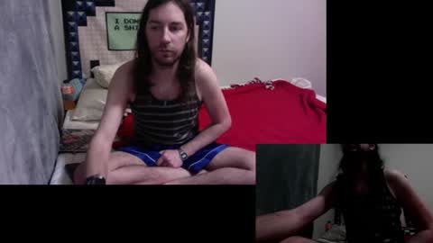 Snapshot of hott25guy chatting on 02-19-25, 03:28 hott25guy online show from 02-19-25, 03:28