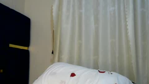 Snapshot of hottara99 chatting on 07-11-26, 10:40 hottara99 online show from 07-11-26, 10:40