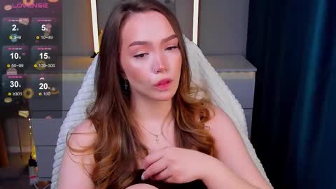 hello Im Eva online show from 03-08-26, 04:00