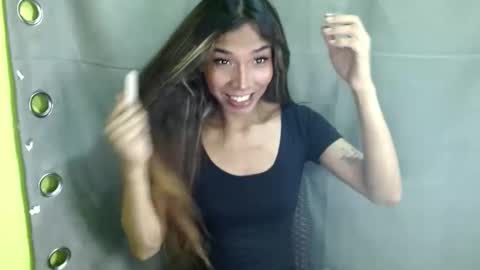 Snapshot of hottest_skinnygirl26 chatting on 02-08-26, 06:28 kitty online show from 02-08-26, 06:28