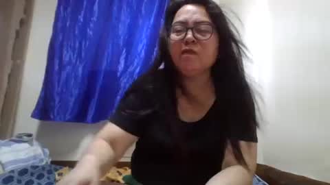 hottie_amanda69 online show from 04-11-26, 12:26