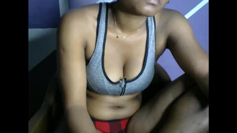 hottie baddie14 online show from 09-13-25, 10:48