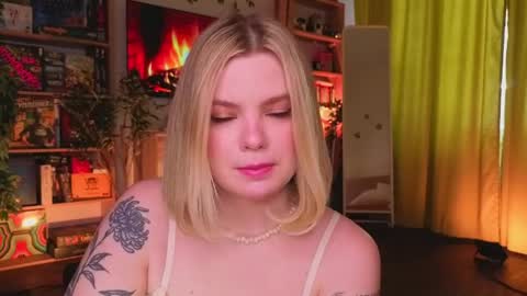 Jane  online show from 04-10-26, 12:54