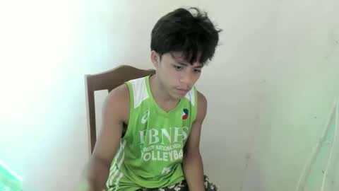 Snapshot of hottie_migs chatting on 04-11-26, 01:26 hottie_migs online show from 04-11-26, 01:26