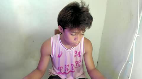 Snapshot of hottie_migs chatting on 04-19-26, 11:09 hottie_migs online show from 04-19-26, 11:09