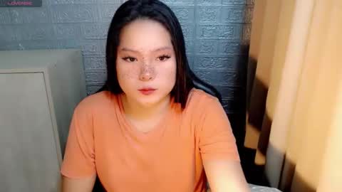 Snapshot of hottie_pinay16 chatting on 02-28-26, 03:18 April online show from 02-28-26, 03:18