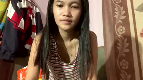 Snapshot of hottie_ptite chatting on 11-24-25, 02:11 hottie_ptite online show from 11-24-25, 02:11