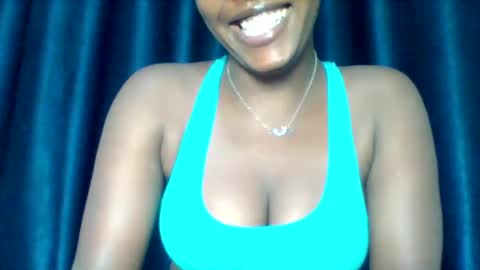 Snapshot of hottie_vera chatting on 01-17-25, 12:42 vera online show from 01-17-25, 12:42