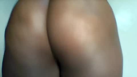 Snapshot of hottie_vera chatting on 01-25-25, 08:10 vera online show from 01-25-25, 08:10