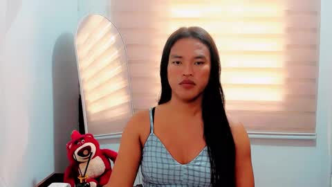 Maxine online show from 12-21-25, 06:53