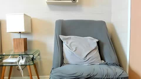 Jane online show from 12-28-24, 02:22