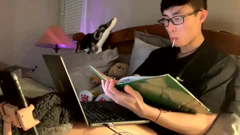 Snapshot of hottiewithabody101 chatting on 03-29-26, 04:29 hottiewithabody101 online show from 03-29-26, 04:29