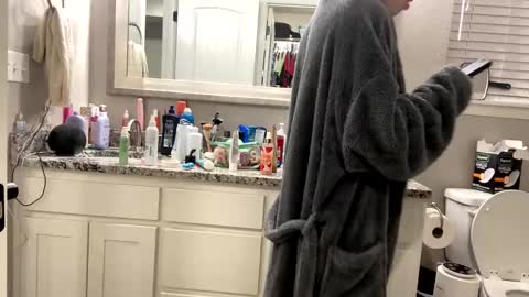 Snapshot of hottiewithabody101 chatting on 04-06-26, 10:27 hottiewithabody101 online show from 04-06-26, 10:27