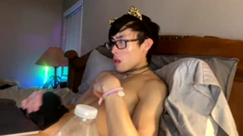 Snapshot of hottiewithabody101 chatting on 06-11-26, 12:32 hottiewithabody101 online show from 06-11-26, 12:32