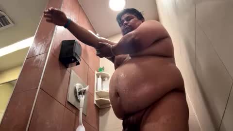 Snapshot of hottrucker3545 chatting on 05-24-26, 03:39 hottrucker3545 online show from 05-24-26, 03:39