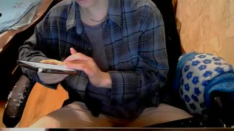 Mary online show from 03-13-26, 05:41