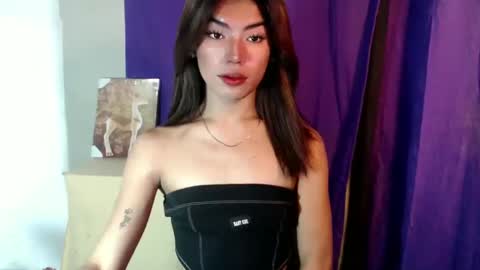 Snapshot of hotty_zeah chatting on 09-25-25, 10:52 zeah online show from 09-25-25, 10:52
