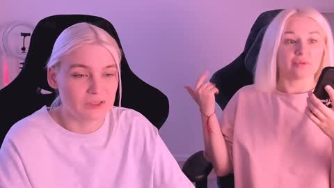 Nessie and Jessie online show from 01-27-25, 09:55