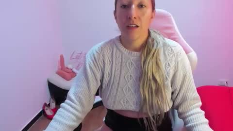 hottychrystal online show from 11-28-25, 03:36