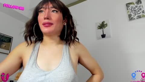 Snapshot of hottycrishinaxx chatting on 12-07-24, 07:05 crishinahotty online show from 12-07-24, 07:05