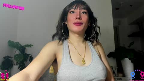 Snapshot of hottycrishinaxx chatting on 01-27-25, 03:04 crishinahotty online show from 01-27-25, 03:04