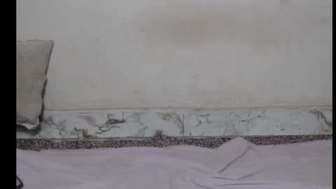 Snapshot of hottylissa1 chatting on 09-15-25, 09:15 hottylissa1 online show from 09-15-25, 09:15