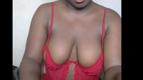 Snapshot of hottylissa1 chatting on 11-18-25, 08:02 hottylissa1 online show from 11-18-25, 08:02