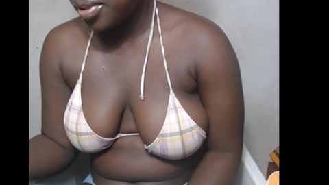 Snapshot of hottylissa1 chatting on 12-04-25, 08:28 hottylissa1 online show from 12-04-25, 08:28