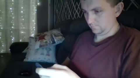 Snapshot of hotuk86 chatting on 01-15-25, 09:30 hotuk86 online show from 01-15-25, 09:30