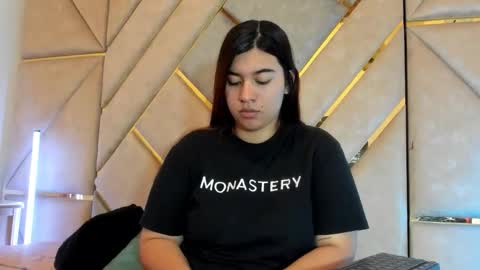   online show from 01-10-26, 05:04