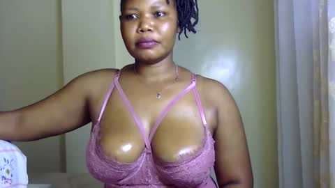 Snapshot of hotysquiter433224 chatting on 11-24-25, 09:42 hotysquiter433224 online show from 11-24-25, 09:42