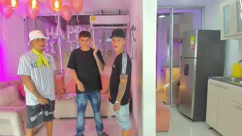 we are Harry Jersi pablo and our mod talco online show from 11-08-25, 06:02