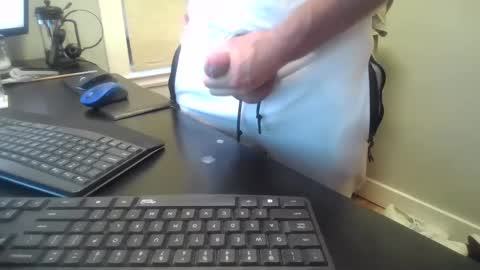 Snapshot of hoverday chatting on 09-25-25, 09:18 hoverday online show from 09-25-25, 09:18