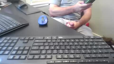 Snapshot of hoverday chatting on 09-26-25, 06:12 hoverday online show from 09-26-25, 06:12