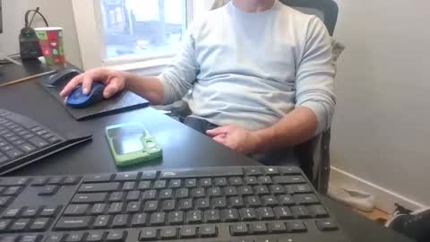 Snapshot of hoverday chatting on 12-02-25, 05:08 hoverday online show from 12-02-25, 05:08