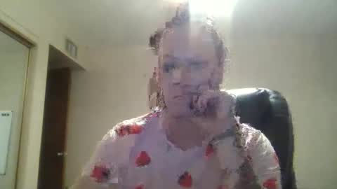 Snapshot of howdoyoulikeit87 chatting on 05-27-26, 07:27 howdoyoulikeit87 online show from 05-27-26, 07:27