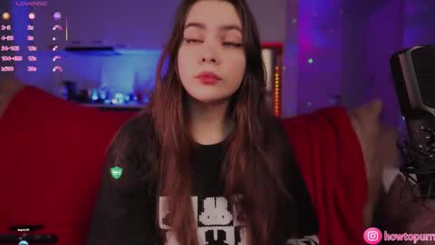 Mia online show from 02-01-26, 05:44