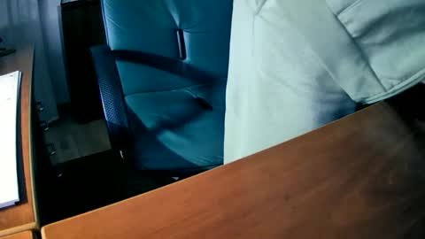 Peter online show from 10-16-25, 07:26