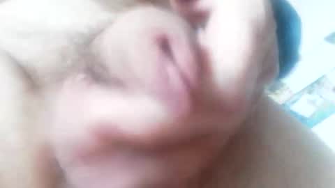 Snapshot of hrubesch2019 chatting on 10-31-25, 11:00 hrubesch2019 online show from 10-31-25, 11:00